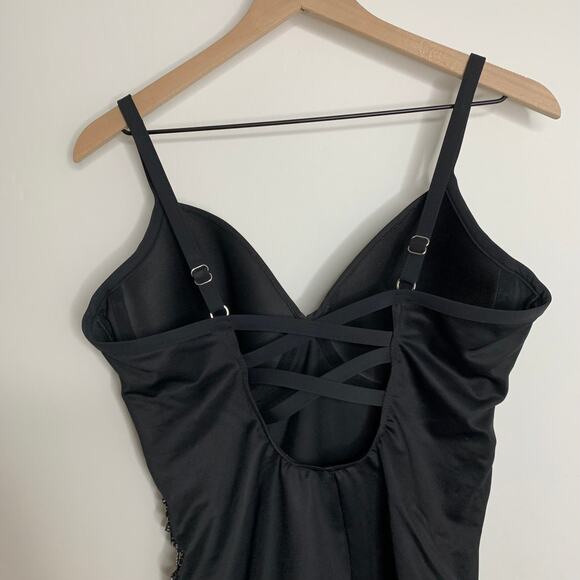 Miraclesuit Temptation Underwire One-Piece Swimsuit Size 12 Womens Black - Picture 7 of 16